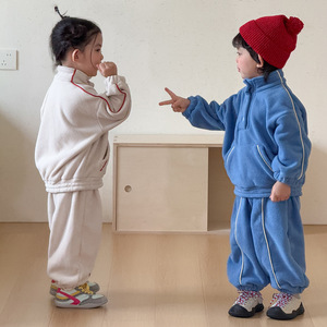 Completo <span class=keywords><strong>sportivo</strong></span> in pile tinta unita stile coreano per bambini, nuovo arrivo autunno/inverno 2026, per maschietti e femminucce - Product Image 4