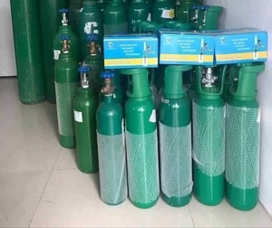 Tanque de Acero Vacío para Oxígeno Medicinal O2 de 4L/5LBS 8L/10LBS 150BAR TPED, Material 37MN, con Recubrimiento de Cromo, Válvula QF-2 y Mango de Plástico - Product Image 3