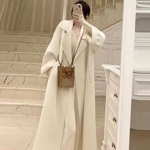 <span class=keywords><strong>Manteau</strong></span> <span class=keywords><strong>mi</strong></span>-<span class=keywords><strong>long</strong></span> en laine mélangée rouge tendance pour <span class=keywords><strong>femme</strong></span>, collection automne-hiver 2025, vêtement d'extérieur polyvalent - Product Image 6