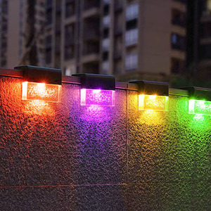 Lampes solaires LED étanches pour clôtures, marches de <span class=keywords><strong>terrasse</strong></span>, escaliers de jardin, rampes de <span class=keywords><strong>terrasse</strong></span> et éclairage décoratif de <span class=keywords><strong>piscine</strong></span> - Product Image 1