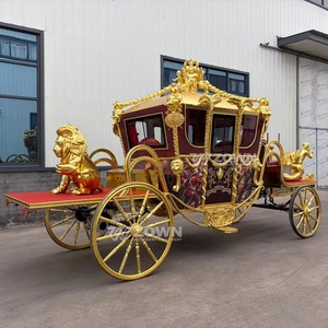 Carruaje Real Decorado a Medida con Caballos para Bodas de Lujo, Ideal para Recorridos en Sitios Turísticos y Proyectos de Recepción en Hoteles de Lujo - Product Image 2