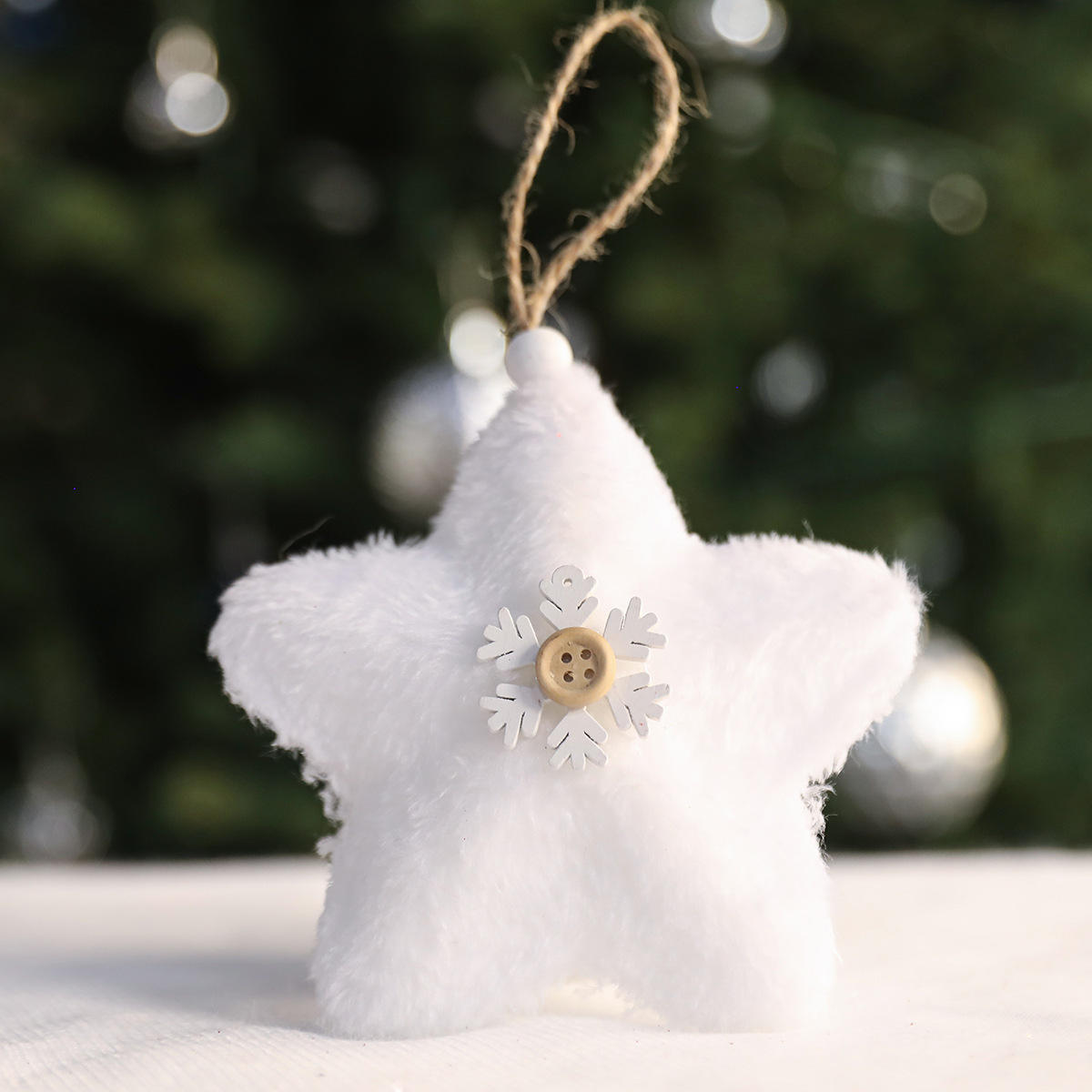 จี้รูปดาวห้าแฉกสีขาวนุ่ม (แพ็ค 3 ชิ้น)