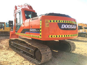 รถขุดตีนตะขาบ Doosan รุ่น DH220LC-7 DX225 DX300 DH220 ปี 2021 สภาพดี มือสอง น้ำหนัก 22 ตัน พร้อมเครื่องยนต์ เกียร์ ปั๊ม PLC ขาย - Product Image 6