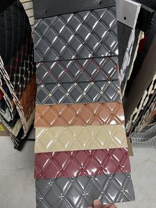 Funda de asiento de coche acolchada con diamantes para interior de automóvil con costuras de espuma de cuero bordado recubierto con película - Product Image 3