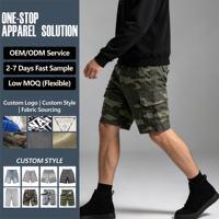 Shorts cargo camouflage pour homme avec passants de ceinture, fermeture frontale, poches obliques, poche à rabat boutonnée, longueur genou, ourlet côtelé, coupe ample pour usage tactique