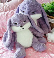 MG Wütender Lila Hase Plüschtier Flauschiges Kaninchen Kuscheltier Lustiges Zorniges Gesicht Plüschspielzeug für Schlafzimmer Sofa Deko Frauen Männer Teenager