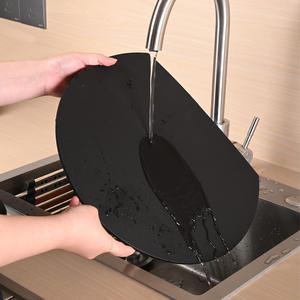Planche à découper ronde en TPU Yangjiang, forme D, anti-moisissure, antibactérienne, passe au lave-vaisselle, pour usage en cuisine - Product Image 4