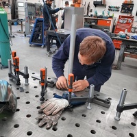 Table de travail de soudage disponible en OEM pour les fabricants de métaux mondiaux