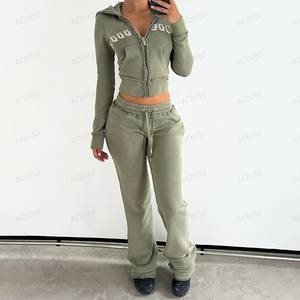Streetwear <strong>Tracksuits</strong> Cropped Hoodie and Sweatpants Set Women Set Custom Puff Printing Two Piece Pants Set Women <strong>Tracksuits</strong> - Product Image 2