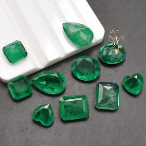 Großhandelspreis Laborgezüchteter Smaragdstein Oval Geformter Kristallglas-Kolumbien-Smaragd Wärmebehandelter Synthetischer Loser Edelstein - Product Image 4