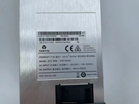 Module redresseur de puissance pour télécommunications R48-3000e3 48V 3000W Entrée IEC 320-C20 200-220V avec autonomie de 2 minutes