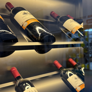 Armoire à vin de luxe en acier inoxydable doré Royal Metal, étagères multi-modules, rangement haut de gamme, température constante F-108 High - Product Image 2
