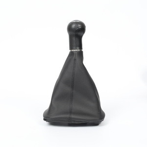 Couvre-poignée de levier de vitesses en cuir pour Volkswagen Golf, 5 ou 6 vitesses, ajustement ergonomique, trou de 12 mm ou 23 mm - Product Image 1