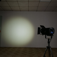 300W Bi-Color LED Fresnel-Scheinwerfer für TV-Studio, Theater und Bühne