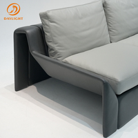 Fauteuil lounge de luxe nordique Bugatti, fauteuil inclinable Chiron haut de gamme en métal et cuir pour salon ou hôtel, cuir véritable
