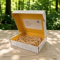 Boîtes d'expédition personnalisées en carton recyclable avec pelliculage brillant/mat, gaufrage, découpe et dorure à chaud pour l'emballage de vêtements domestiques