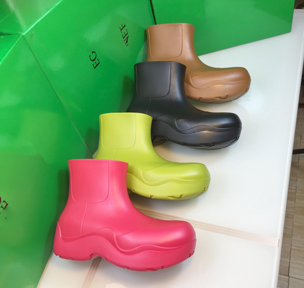 Сапоги резиновые Женские однотонные, модные водонепроницаемые полусапожки с круглым носком, на толстой подошве