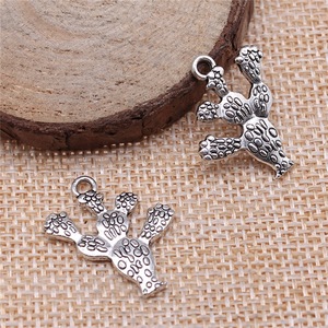 Colgante de <span class=keywords><strong>Cactus</strong></span> de Aleación de Zinc Plateado Antiguo para DIY, Suministro de Joyería del Desierto, Regalo Artesanal Hecho a Mano para Collares y Pulseras - Product Image 2