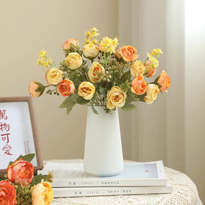 Bouquet de fleurs artificielles de rose et de pivoine de style européen-Arrangement de fleurs pour table à manger et table basse - Product Image 1