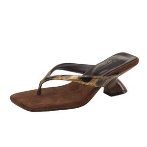 Sandales à talons pour femmes, bout carré, talon épais, imprimé léopard, à enfiler, élégantes, talon moyen, antidérapantes, pour l'été - Product Image 5