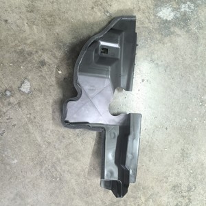 ฝาครอบฮีทซิงค์ 53293-48110 53294-48110 ไนลอนสำหรับเล็กซัส RX270 350 450H ถังน้ำหม้อน้ำแผ่นกั้นซ้ายขวา - Product Image 2