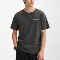 T-shirt Henley en coton épais 250 GSM à manches courtes, col côtelé, patte de boutonnage, personnalisable avec impression et broderie pour homme