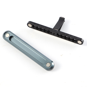 น้ำหอมปรับอากาศในรถยนต์ ดีไซน์หรูหรา สีโรสโกลด์ กลิ่นหอมติดทนนาน เป็นมิตรต่อสิ่งแวดล้อม รีฟิลได้ รุ่นปี 2026 - Product Image 3