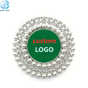 Broche OGC inspirée de l'Ordre du Cercle d'Or, bijoux maçonniques pour femmes, broche ronde incrustée de perles blanches et de cristaux - Product Image 6