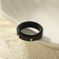 Bague tournante élégante en acier inoxydable noir brossé avec incrustation de petites perles, bijou de mode quotidien pour femme
