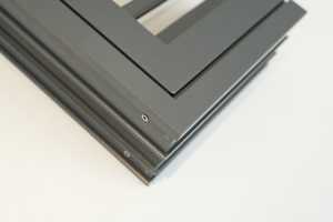 باب ثنائي الطي من الألومنيوم للخدمة الشاقة مع قفل آمن للاستخدام الخارجي للمكاتب والمول والشقق - Product Image 3