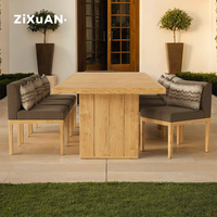Ensemble de mobilier d'extérieur pour hôtel, jardin, piscine, fauteuils en teck, table et chaises de restaurant nordique, canapés de bistrot de luxe