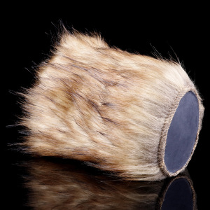 Godet de masturbation en silicone liquide à double orifice pour hommes, avec texture poils de chien et sensation douce - Product Image 5