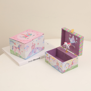 Scatola Portagioie Musicale Unicorno per Bambine Sognanti con Unicorno Girevole, in Carta e MDF Resistente, Scatola Regalo per Conservazione Quotidiana - Product Image 3