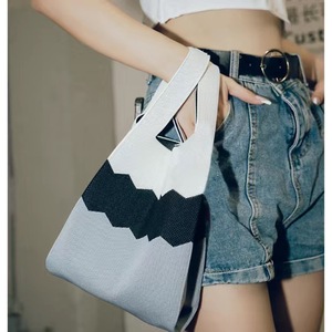 100+ Muster Umweltfreundliche Langlebige Cartoon-Katzen-Buchstaben Gestrickte Casual Tragetasche Unisex Polyester Kettengurt Tragbare Individuelle Tasche - Product Image 4