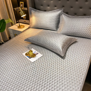 Latex <b>Cooling</b> Mattress <b>Pad</b> Set 1.5M Bed Washable Air Permeable Home Use Summer Sleeping - Product Image 3