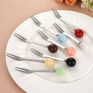 Cucharas de Acero Inoxidable con Mango de Cuentas de Macaron, Reutilizables para Café, Postres, Frutas, Tazas, Color Sólido, Aptas para Niños - Product Image 4