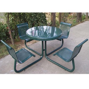 Ensemble de table et chaises de jardin en fer forgé Gavin Urban Furniture, table ronde en métal et chaises de jardin - Product Image 5