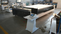 Couteau à vibrations pour couper les housses de canapé amovibles, les tissus de rembourrage, la production de meubles souples et de textiles de maison