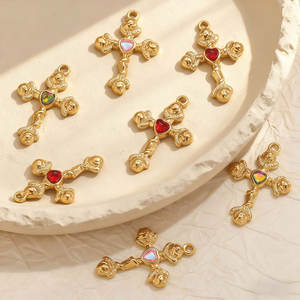 Colgantes y dijes de moda de acero inoxidable 316L chapados en oro PVD de 14K y 18K personalizados para hacer pulseras y dijes de cruz para la creación de joyas. - Product Image 1