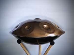<span class=keywords><strong>Handpan</strong></span> entièrement fait à la main B2 Celtic <span class=keywords><strong>Amara</strong></span> Sound Healing Drum B2 Onoleo Kurd <span class=keywords><strong>Handpan</strong></span> Instrument à vendre Steel Hand Pan - Product Image 4