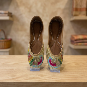 BS INTERNATIONAL Chaussures pour femmes en cuir véritable écologique, style traditionnel, broderie florale, fabrication artisanale, confort élevé - Product Image 2