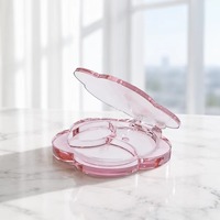 Palet Eyeshadow 3 Warna Bentuk Bunga Yuecai, Wadah Kosmetik Plastik Transparan Pink, Tutup Transparan, Portabel, Logo Dapat Disesuaikan