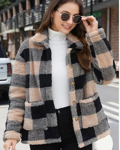 Giacca Invernale Spessa e Calda in <span class=keywords><strong>Pile</strong></span> Sherpa a Doppia Faccia per Donna, Cappotto con Colletto, Bottoni e Stampa a Quadri con Doppia Tasca 2026 - Product Image 4