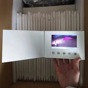 Productos promocionales en blanco Video libros de papel en blanco LCD tarjeta de felicitación Video folleto de Video para la publicidad