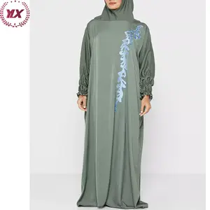 2023 인기있는 까마귀 Hijab Elasticated 커프 쉬머 장식 특수 패턴 매일 이벤트 우아한 이슬람기도 드레스