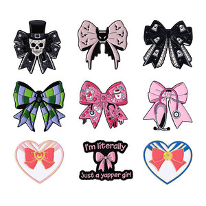 Estilo Punk Halloween DIY Gótico Bowknot Pin Rosa Bow Estetoscópio Pin Esmalte Médicos Enfermeiros Série Médica Broches Lapela - Product Image 2