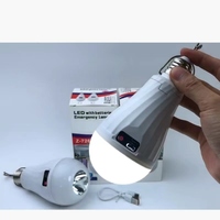 Vente chaude LED lumière d'urgence AC DC ampoule 15W E27 B22 Li-ion batterie rechargeable utilisation quotidienne ampoule LED