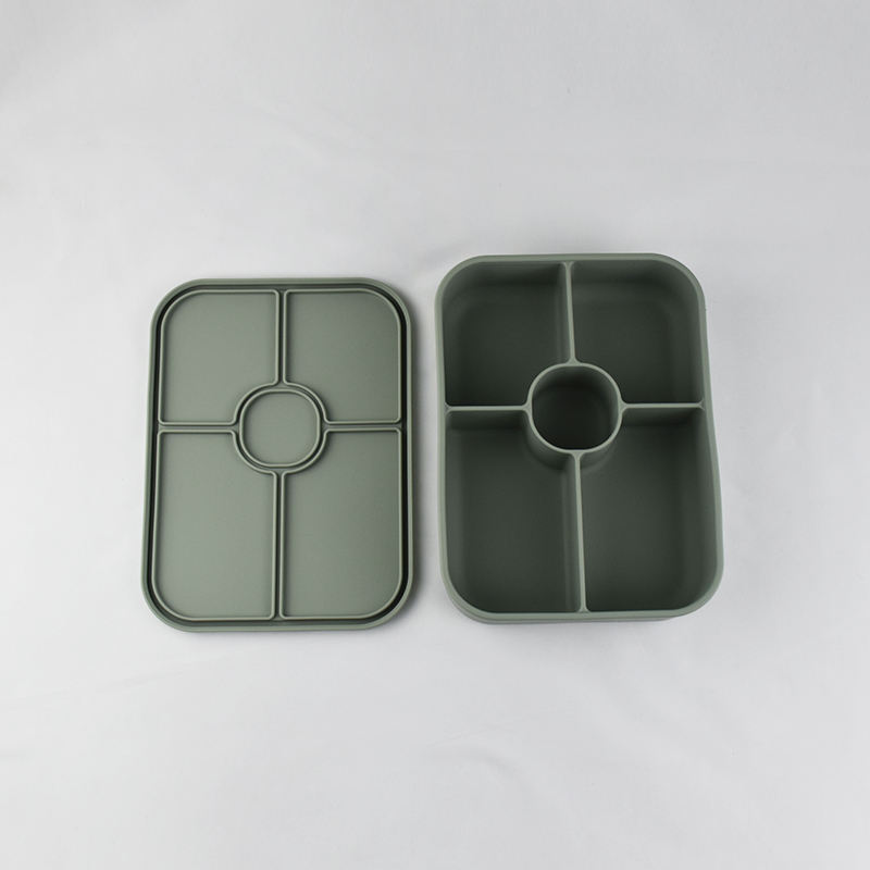 สีเขียว