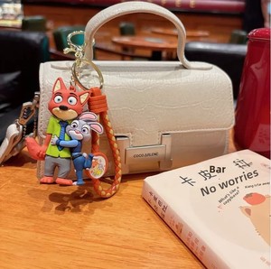 Porte-clés en PVC créatif Zootopia, figurines de lapins <span class=keywords><strong>Nick</strong></span> et Judy, breloque de sac pour couple, cadeau anime pour occasions festives - Product Image 3