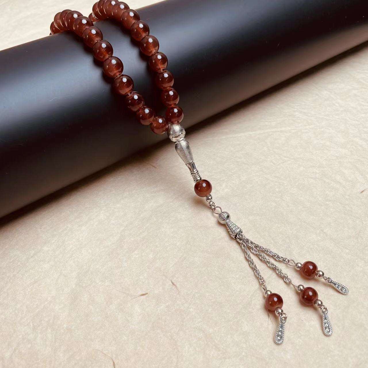 สีน้ำตาล